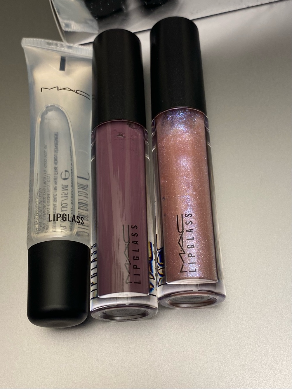 MAC Lost in the Gloss Lipglass Trio: Purple - Picture 2 of 6